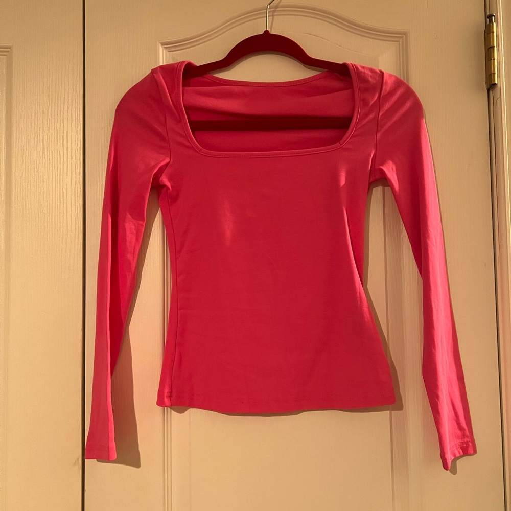 pink long sleeve top